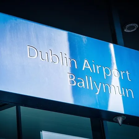 Travelodge Dublin Airport South-3